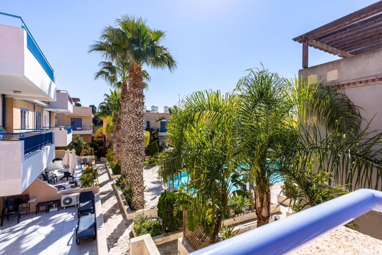Summer Breeze Holiday Apartment With Pool Paphos Luaran gambar