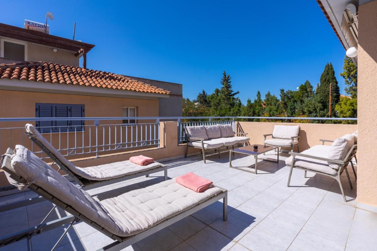 Summer Breeze Holiday Apartment With Pool Paphos Luaran gambar